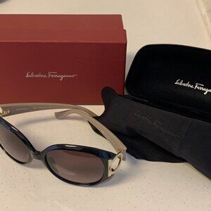 AUTHENTIC SALVATORE FERRAGAMO SUNGLASSES